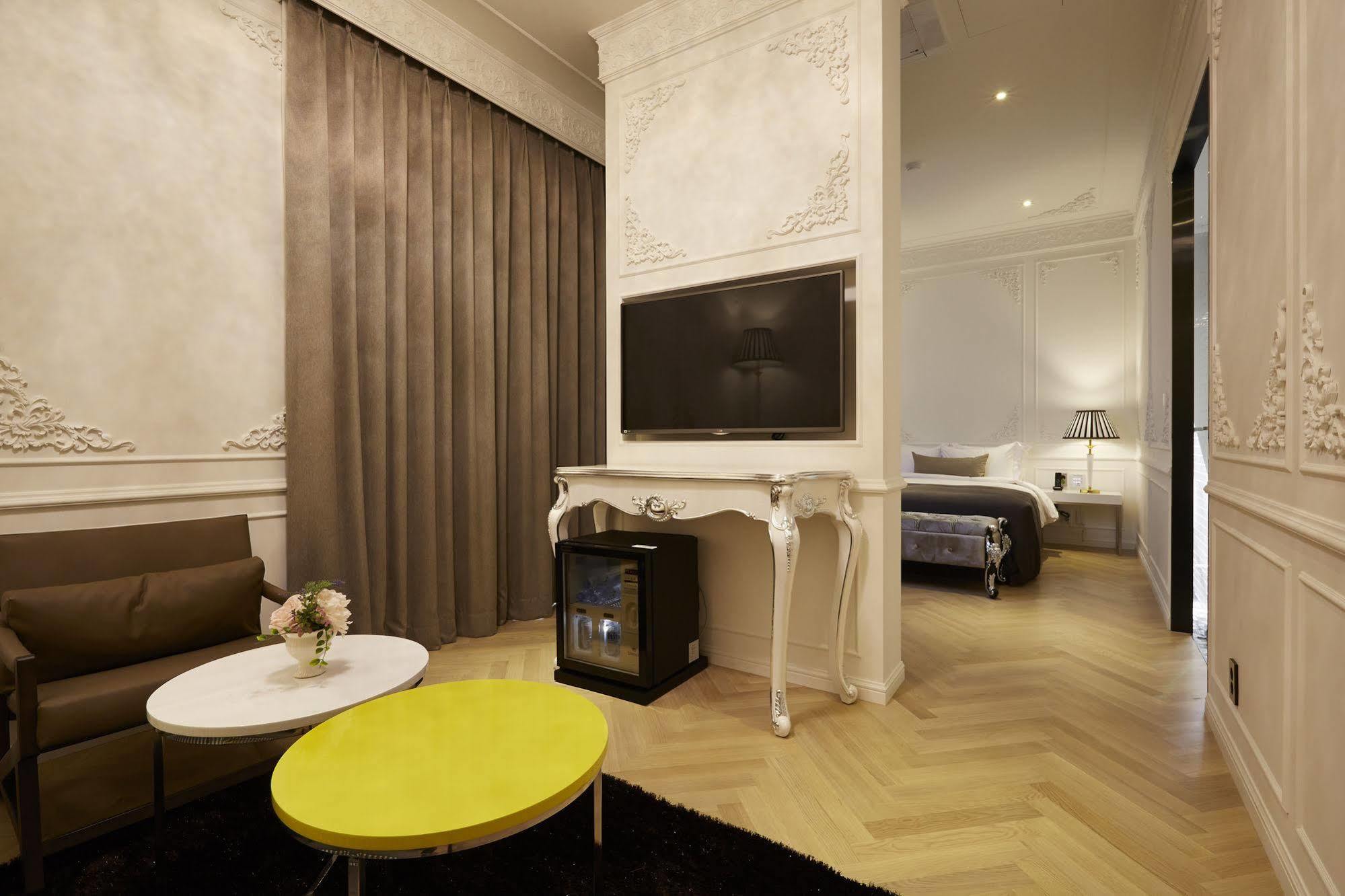 Chungbuk Inno City Namoo Hotel Eumseong Exterior foto