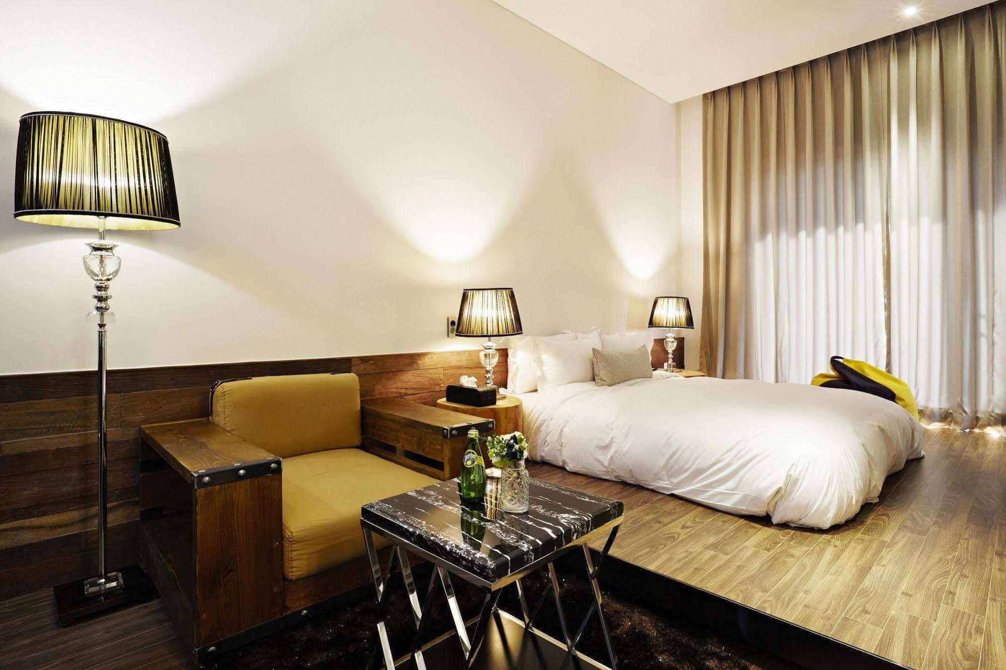 Chungbuk Inno City Namoo Hotel Eumseong Exterior foto